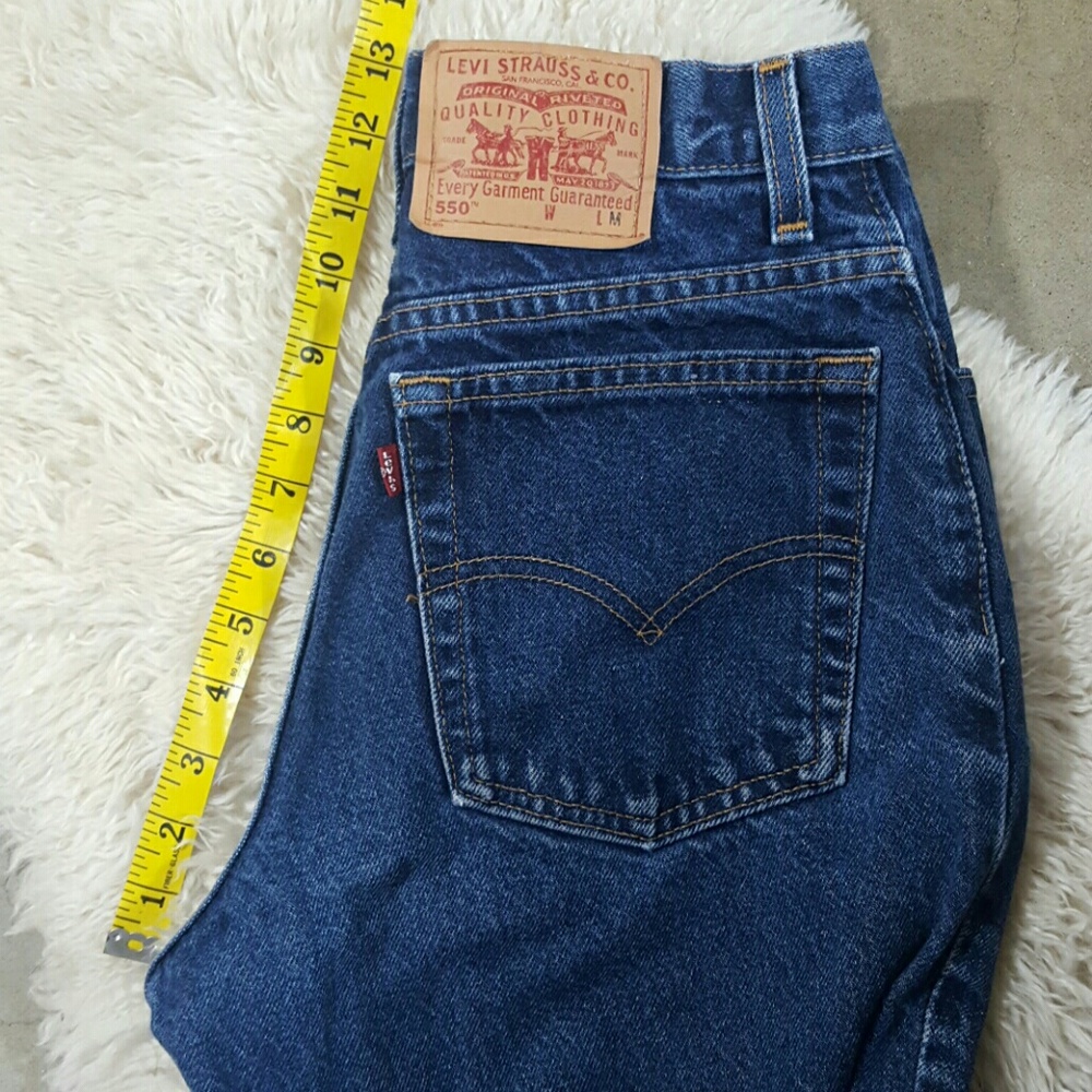 Vintage 550 Levis mom jeans size 8 Mis 26 waist